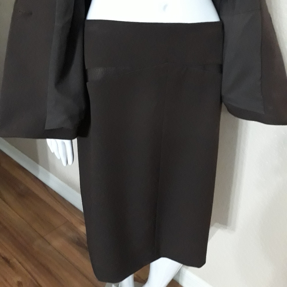 Antonio Melani skirt suit - Picture 2 of 8